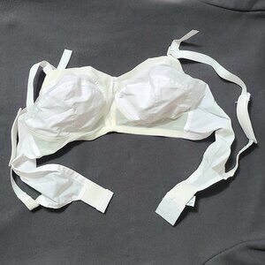Exquisite Form 532 White Bra In Size 38B